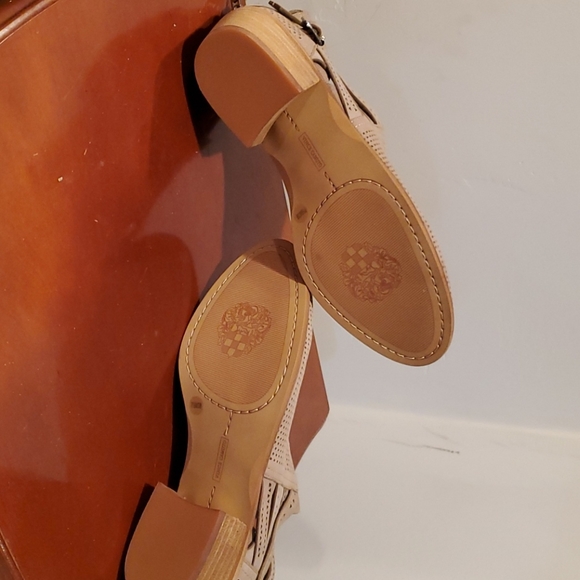 Boots - Picture 2 of 5